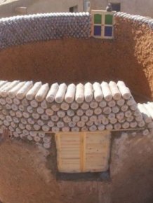 Guy Builds Houses Out Of Plastic Bottles In Algeria