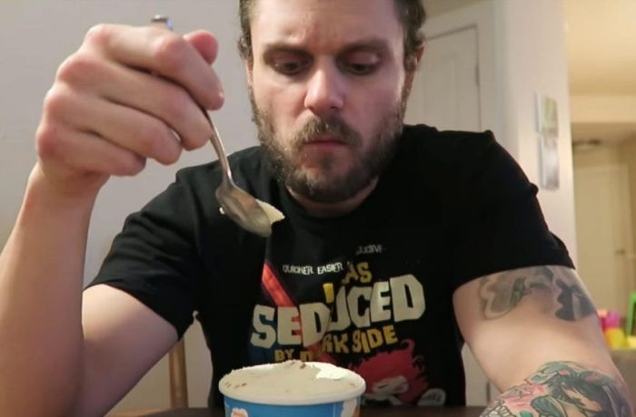 Man Loses 32 Pounds After Eating Just Ice Cream For 100 Days