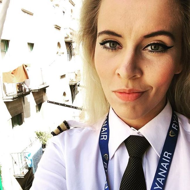 Airplane Pilot Annie Fluff Is Stunning