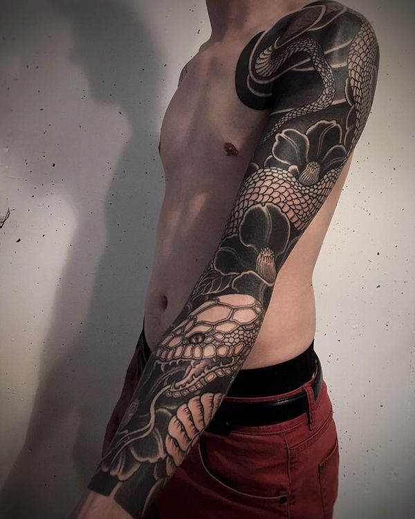 15 Amazing Tattoos That Will Drop Your Jaw