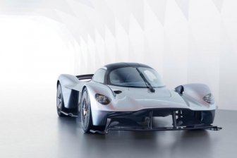 The Aston Martin Valkyrie Hypercar Is Stunning