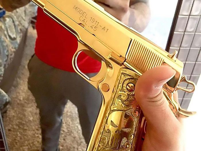 El Chapo's Kingpin Flaunts His Wealth On Instagram