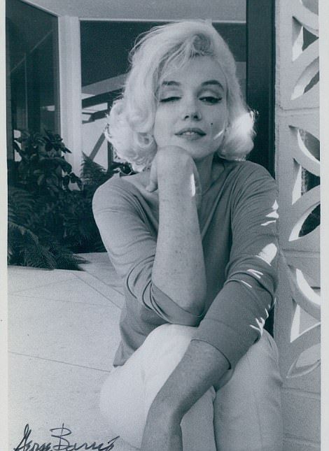 Never Before Seen Pics From Marilyn Monroe's Last Photo Shoot | Celebrities