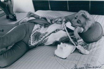 Never Before Seen Pics From Marilyn Monroe's Last Photo Shoot