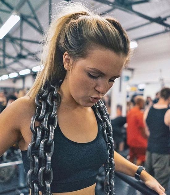 Fitness Blogger Shows How Important Posture Really Is