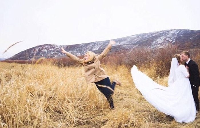 Hilarious Photos Show Women Who Weren't Afraid To Outshine The Bride