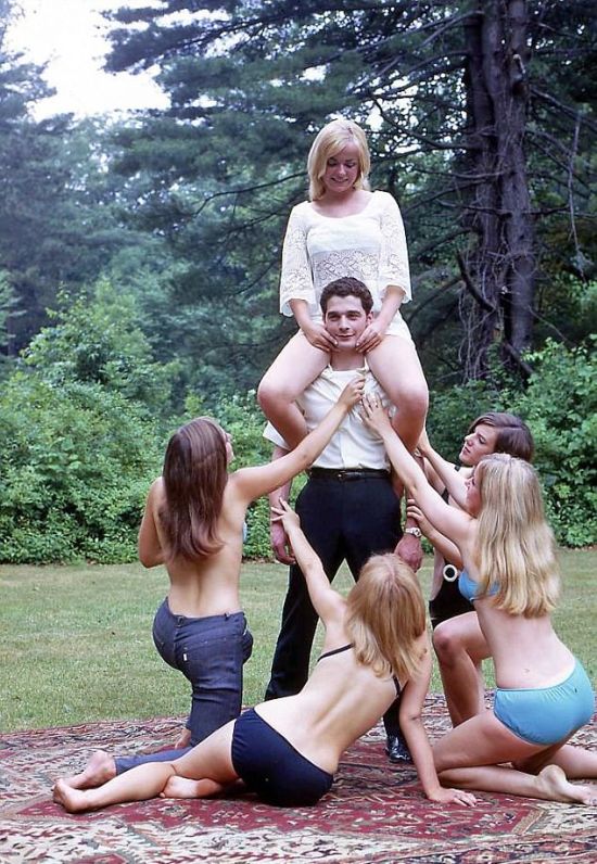Vintage Photos Of Trendy Fathers Of The 1960s 