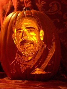 Artist Carves Pumpkins As Pop Culture Characters For Halloween