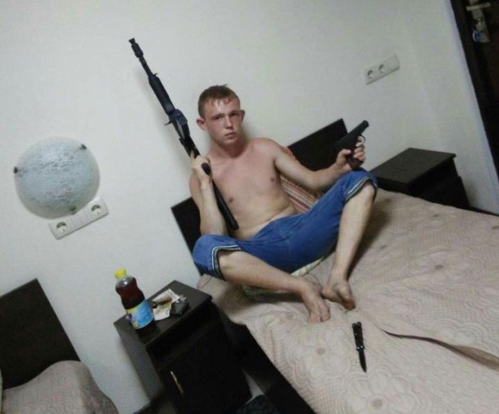 Strange Russian Peoples With Guns