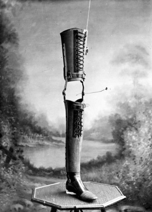 Prostheses From 19th Century