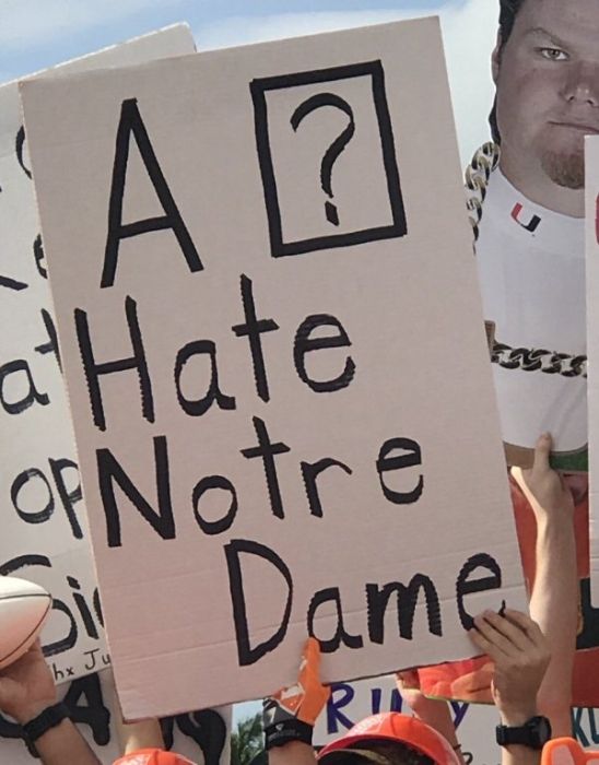 The Best College GameDay Signs, part 2