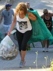 New Fitness Trend: Collect Rubbish While Jogging