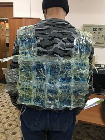 Man Tries To Smuggle 12 Litres of Vodka Into Russia