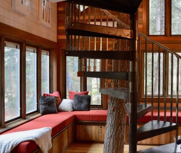 A Luxurious Treehouse