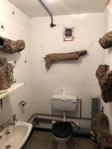 Scary Bathroom Decor