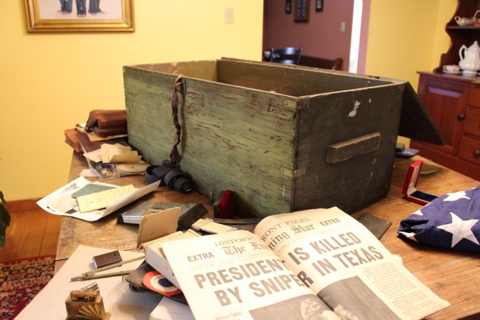 A Guy Rescued This Old Trunk From A Dumpster And Gave It Back To Its Owner