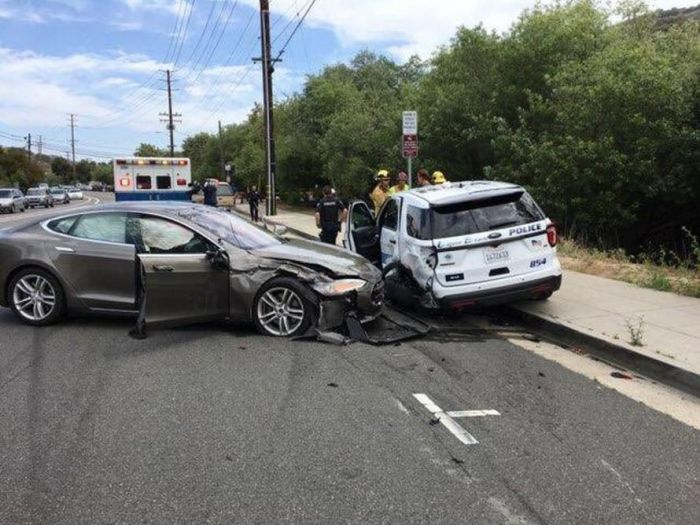 Tesla Autopilot Smashed Parked California Police Ford