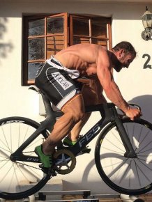 Track Cyclist  Robert Forstemann’s Legs