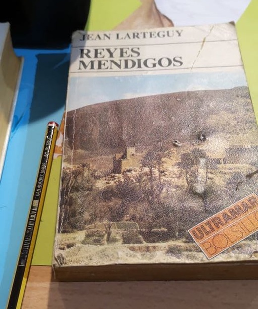 Spanish Second-Hand Bookstore Finds Fake Bomb-Book in Its Collection