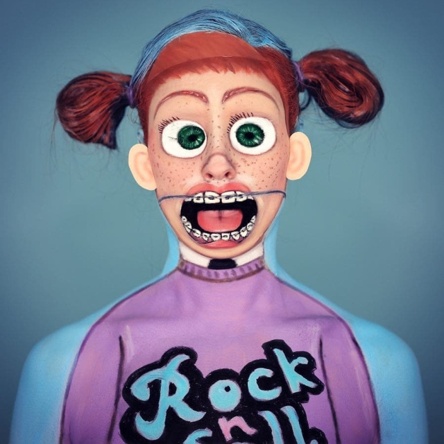 She Turns Herself Into A Toon With Makeup