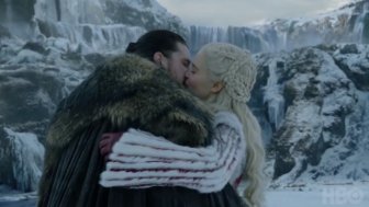 Game of Thrones’ Kit Harington Gags After Kissing Emilia Clarke