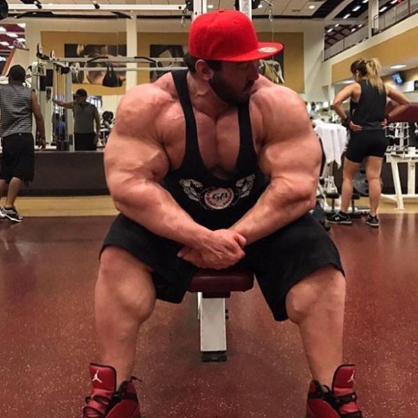This Guy From Las Vegas Has Spent 10 Years Training 6 Times A Weak To Get A New Body
