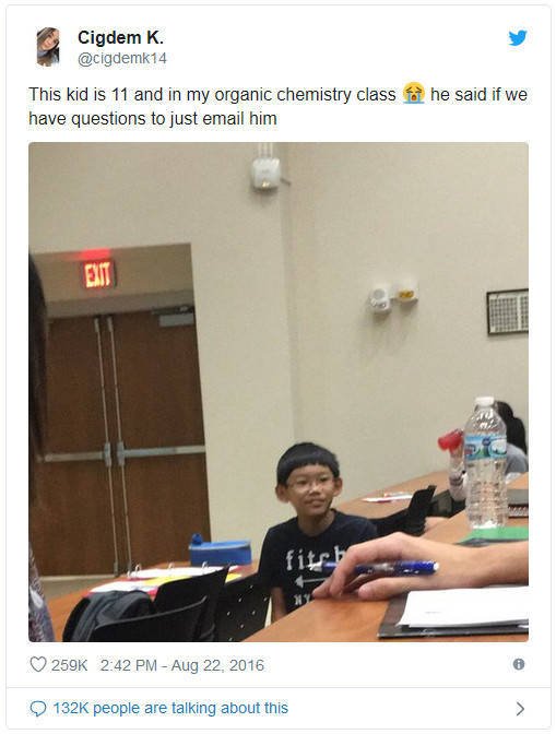 Funny Tweets About College Students