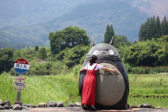 Japanese Elderly Couple Created A Real-Life Totoro Bus Stop