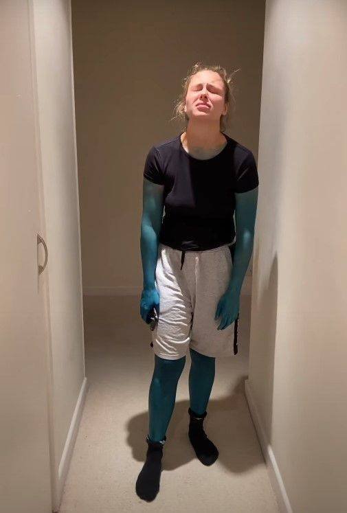 'Smurf Prank': A Guy Dyed His Girlfriend In Blue Color