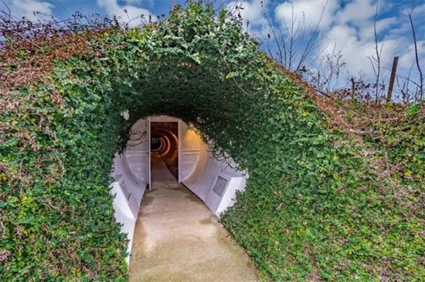 Amazing Underground House In Texas