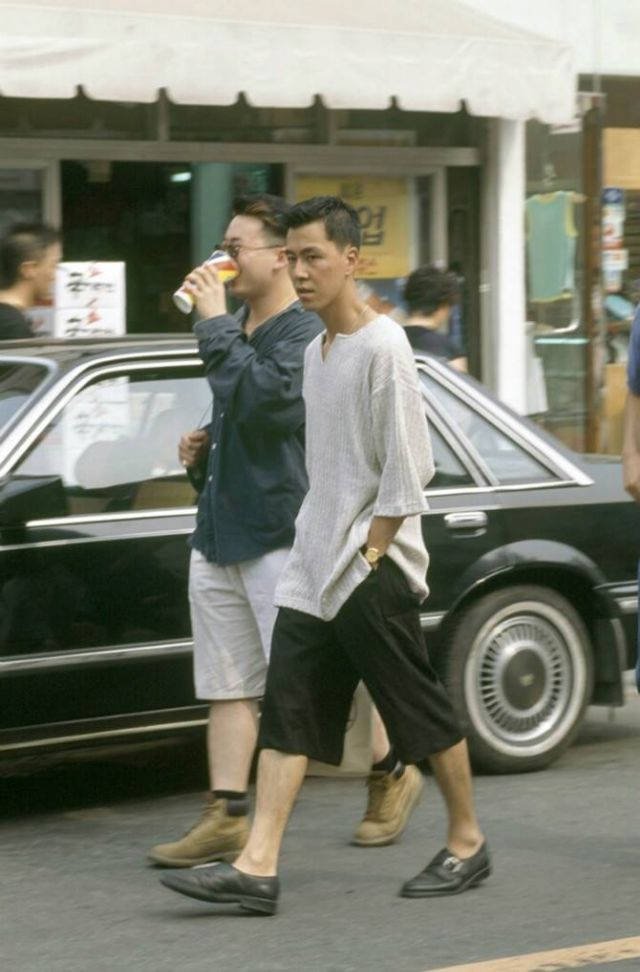 Korean Street Style In 90's