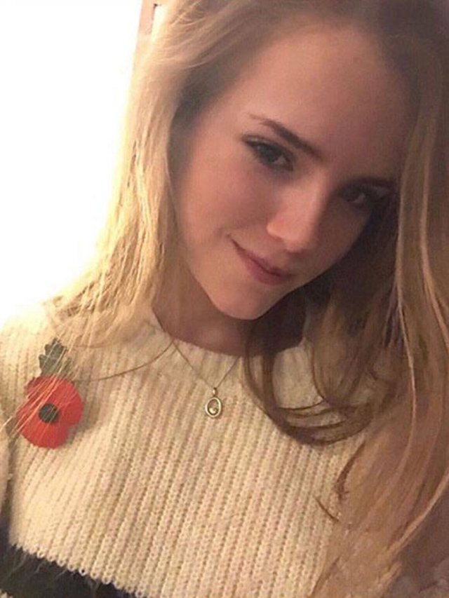 This 17-Year Old Girl Looks Exactly Like Emma Watson