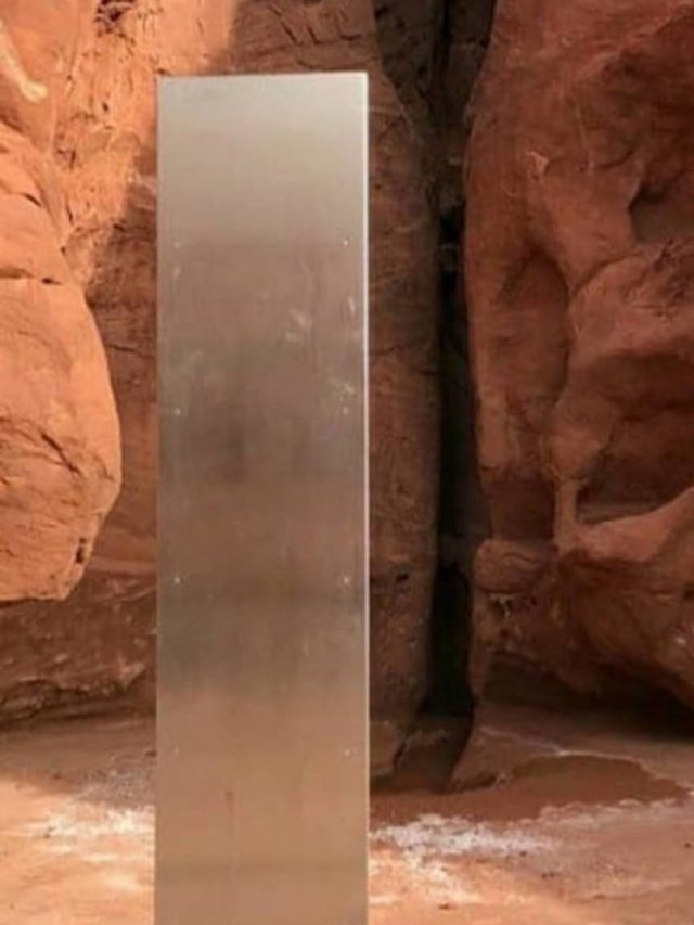 A Huge Metal Monolith Was Discovered In Utah Desert