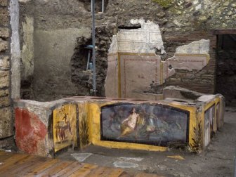 'Fast Food' Shop Was Discovered In Pompeii