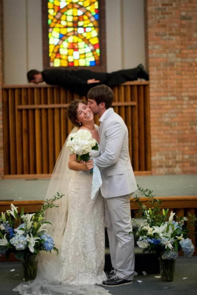 Awkward Wedding Photos, part 2