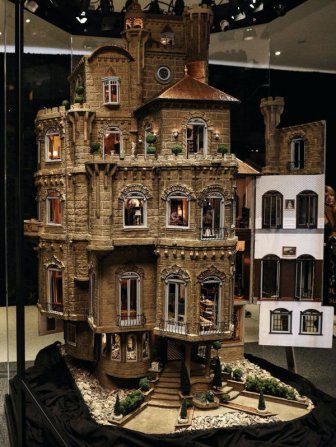 Charming Dollhouses