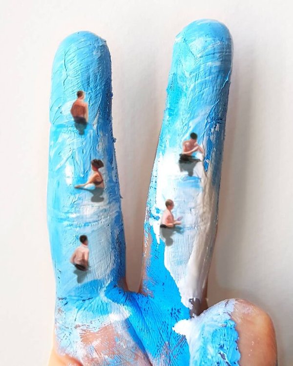 Art Painted On Hands
