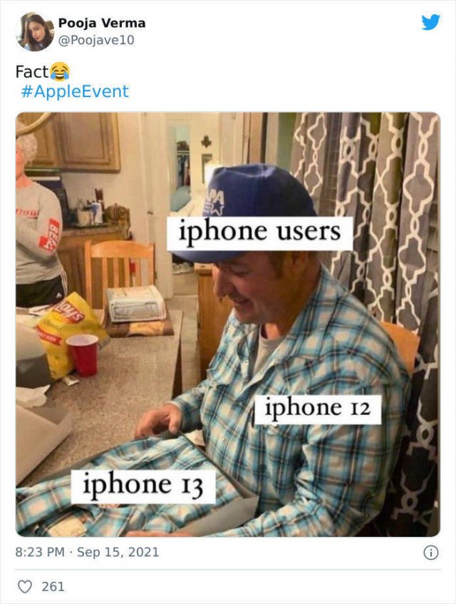 'iPhone 13' Memes