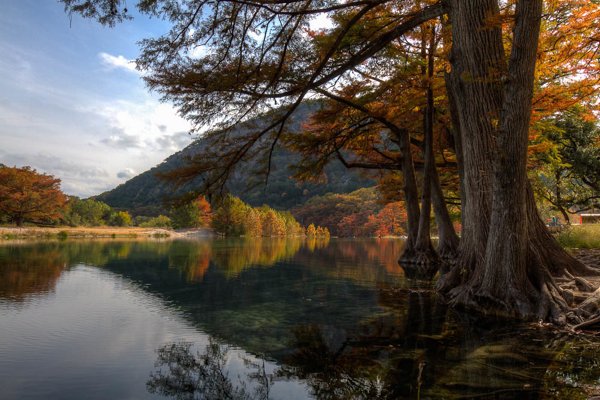 11 Incredible Places To Spend The Fall