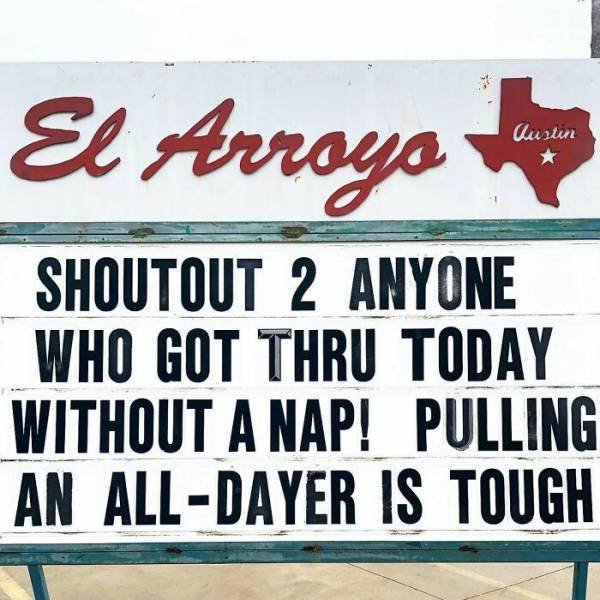 'El Arroyo' Signs