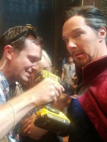 Behind-The-Scenes Photos From ''Marvel'' Movies