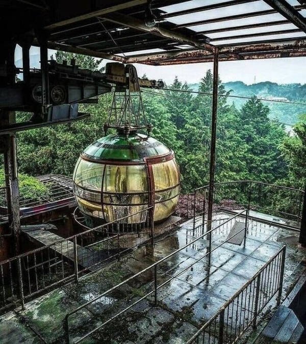 Awesome Abandoned Places, part 3