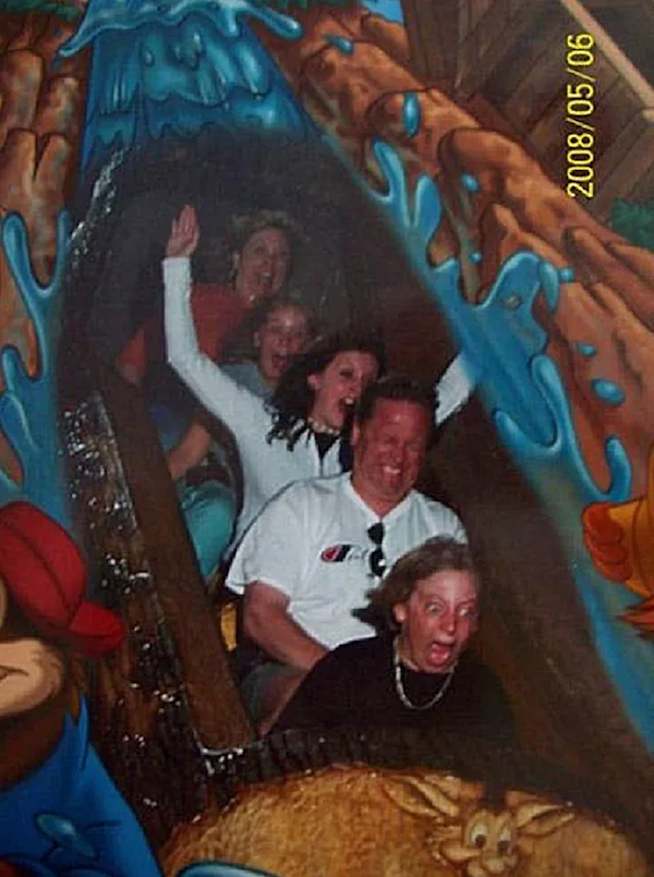 Funny People At The Rides