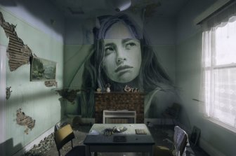 Awesome Female Portraits In Abandoned Houses