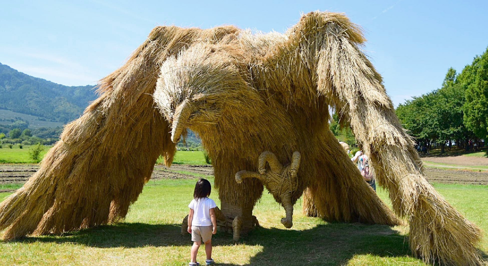 Unusual Sculptures From Japan