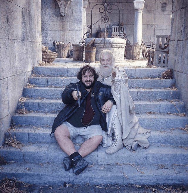 Interesting Behind-The-Scenes Photos From Famous Movies