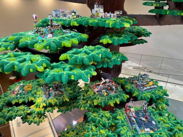 Awesome “LEGO” Constructions, part 3