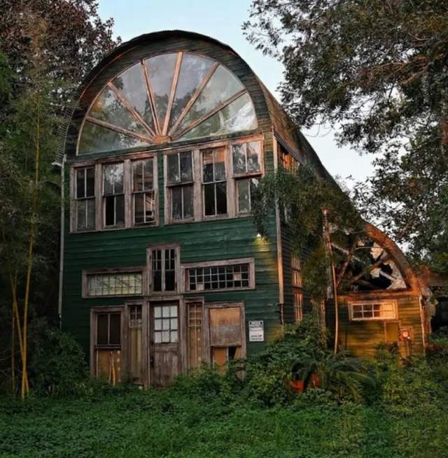 Awesome Abandoned Places, part 13