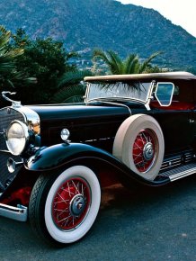 Beautiful Cars From The Past
