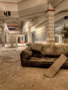 Abandoned Shopping Centers